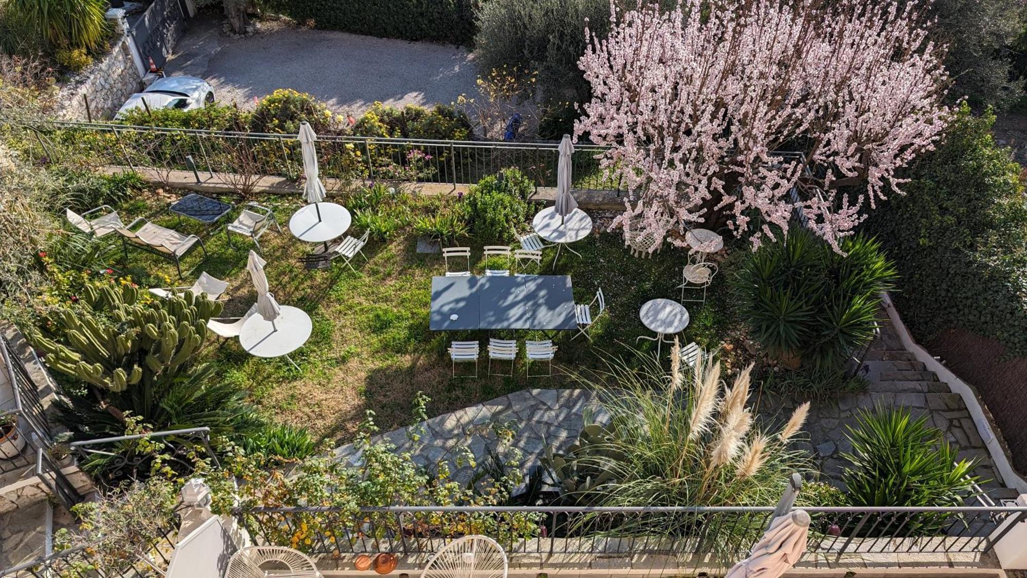Le Mas D'Angeline, Vue Mer, Jardin Commun, Parking, Voiture Requise, 10 Min En Voiture De Monaco, Route Etroite, Pente Raide, Croisement Limite, Sea View, Shared Garden, Parking, Car Required, 10 Min Drive From Monaco, Narrow Steep Road, Limited Pass Beausoleil Dış mekan fotoğraf