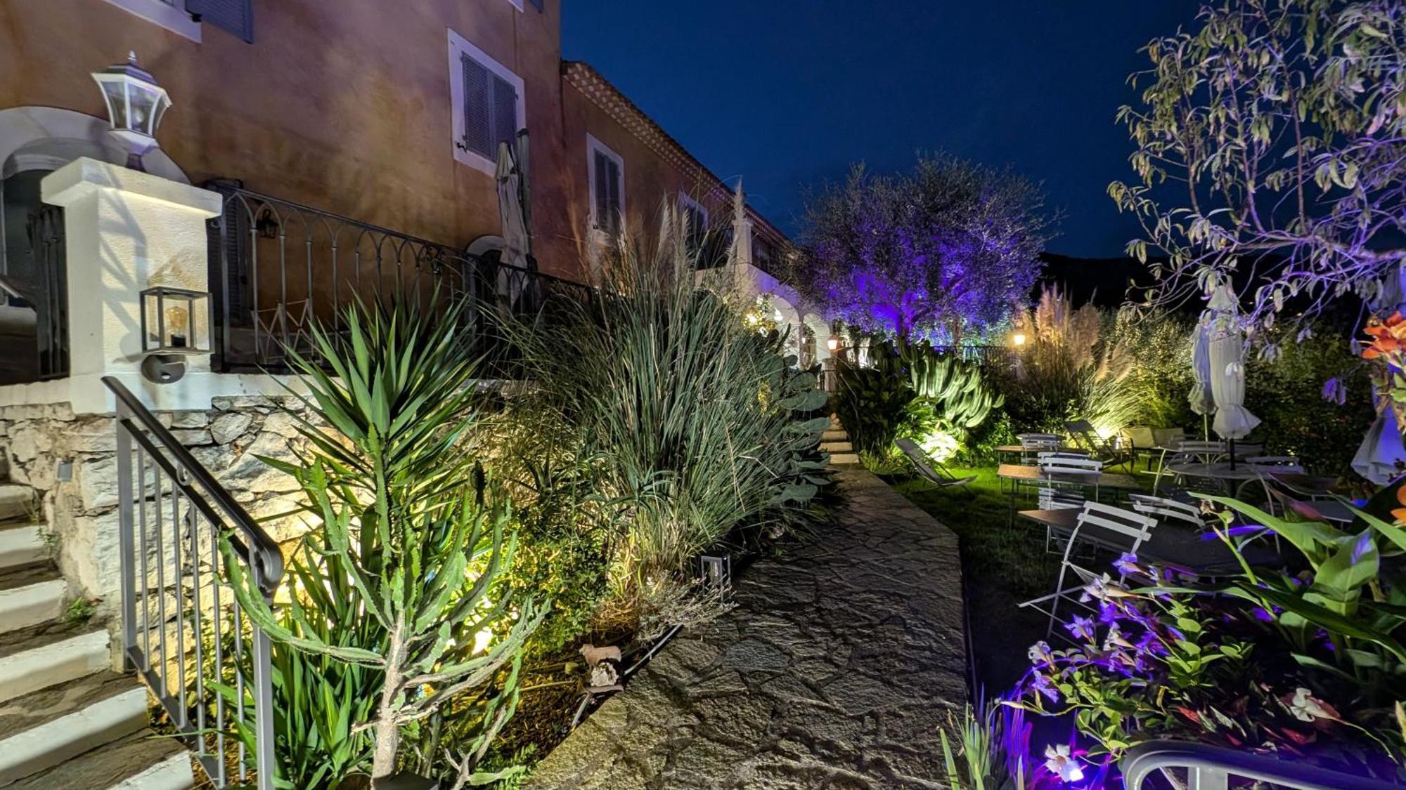 Le Mas D'Angeline, Vue Mer, Jardin Commun, Parking, Voiture Requise, 10 Min En Voiture De Monaco, Route Etroite, Pente Raide, Croisement Limite, Sea View, Shared Garden, Parking, Car Required, 10 Min Drive From Monaco, Narrow Steep Road, Limited Pass Beausoleil Dış mekan fotoğraf