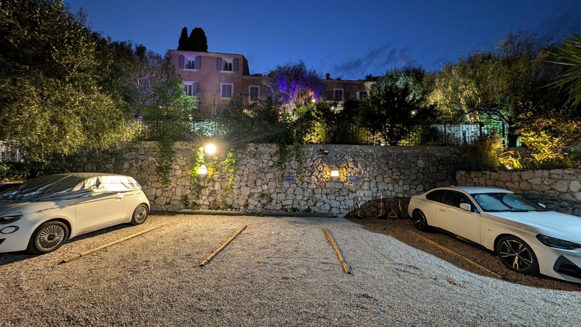 Le Mas D'Angeline, Vue Mer, Jardin Commun, Parking, Voiture Requise, 10 Min En Voiture De Monaco, Route Etroite, Pente Raide, Croisement Limite, Sea View, Shared Garden, Parking, Car Required, 10 Min Drive From Monaco, Narrow Steep Road, Limited Pass Beausoleil Dış mekan fotoğraf