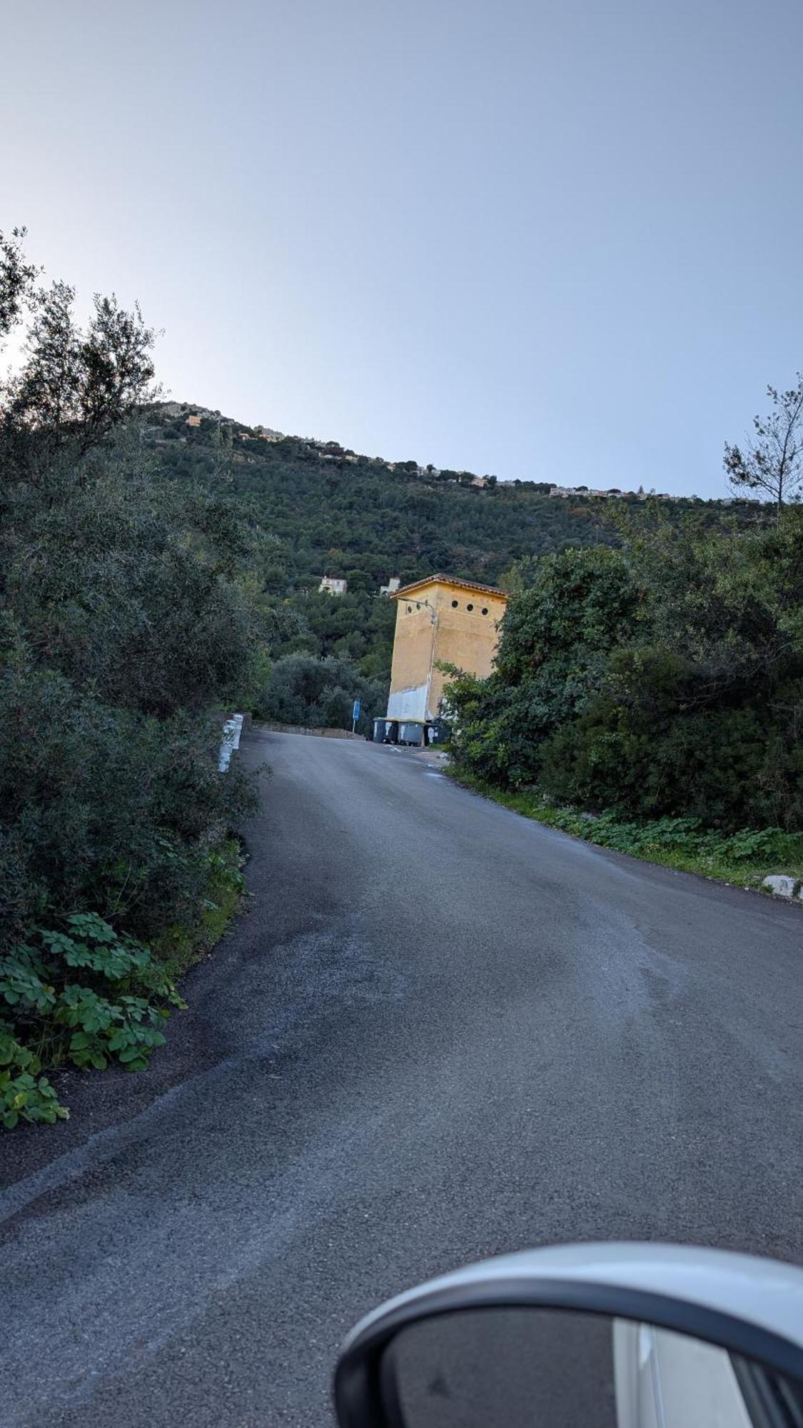 Le Mas D'Angeline, Vue Mer, Jardin Commun, Parking, Voiture Requise, 10 Min En Voiture De Monaco, Route Etroite, Pente Raide, Croisement Limite, Sea View, Shared Garden, Parking, Car Required, 10 Min Drive From Monaco, Narrow Steep Road, Limited Pass Beausoleil Dış mekan fotoğraf