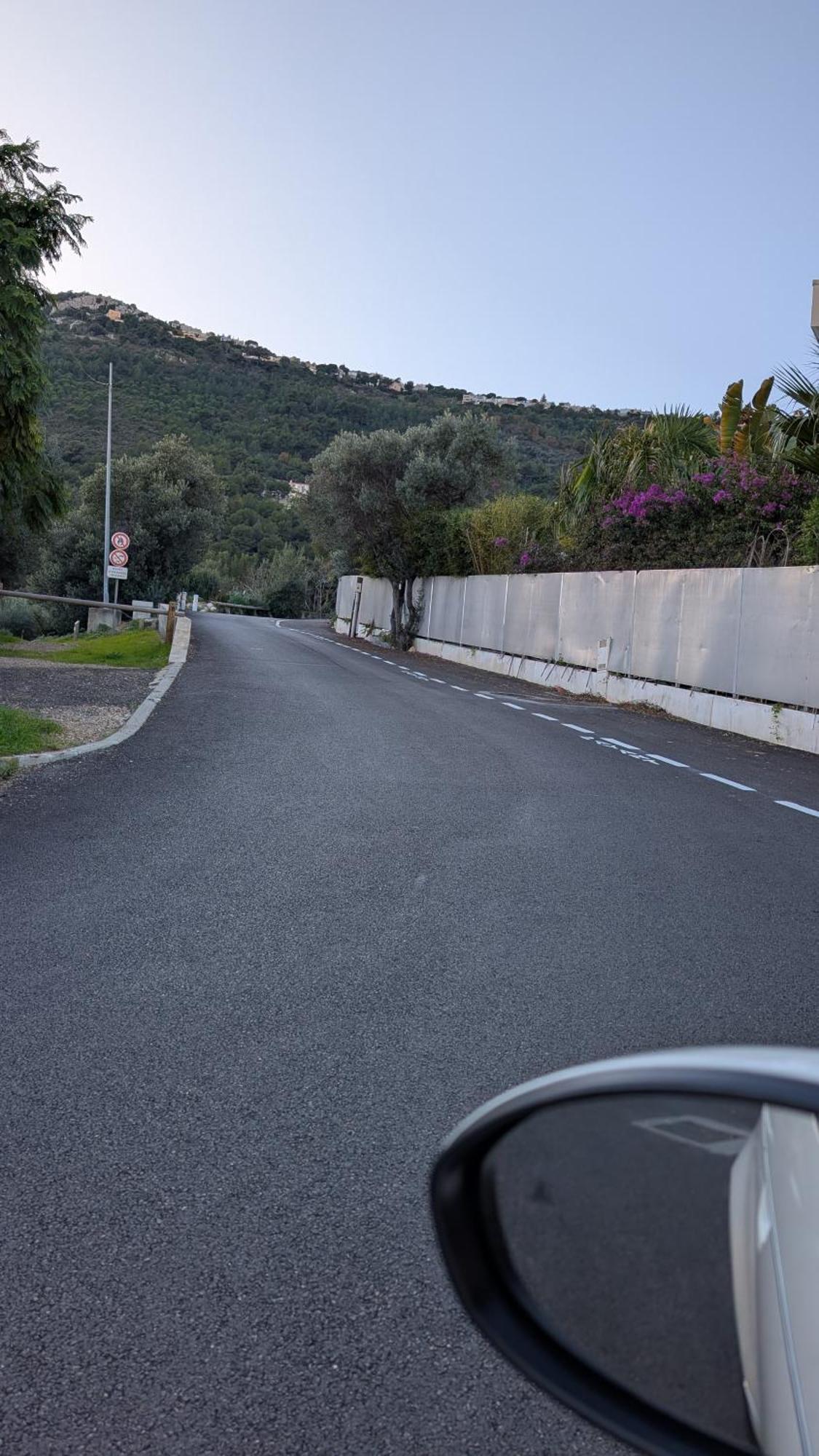 Le Mas D'Angeline, Vue Mer, Jardin Commun, Parking, Voiture Requise, 10 Min En Voiture De Monaco, Route Etroite, Pente Raide, Croisement Limite, Sea View, Shared Garden, Parking, Car Required, 10 Min Drive From Monaco, Narrow Steep Road, Limited Pass Beausoleil Dış mekan fotoğraf