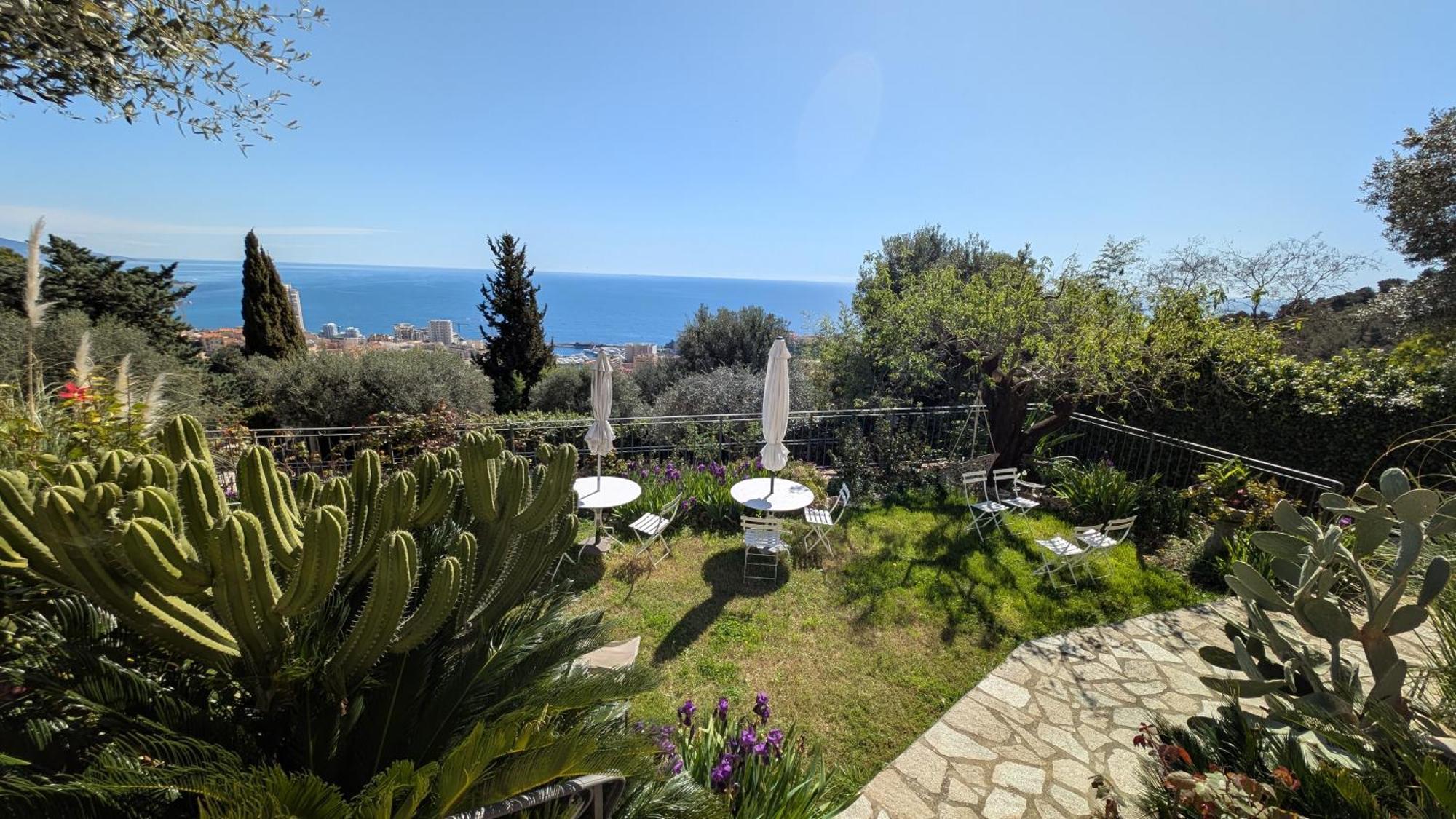 Le Mas D'Angeline, Vue Mer, Jardin Commun, Parking, Voiture Requise, 10 Min En Voiture De Monaco, Route Etroite, Pente Raide, Croisement Limite, Sea View, Shared Garden, Parking, Car Required, 10 Min Drive From Monaco, Narrow Steep Road, Limited Pass Beausoleil Dış mekan fotoğraf