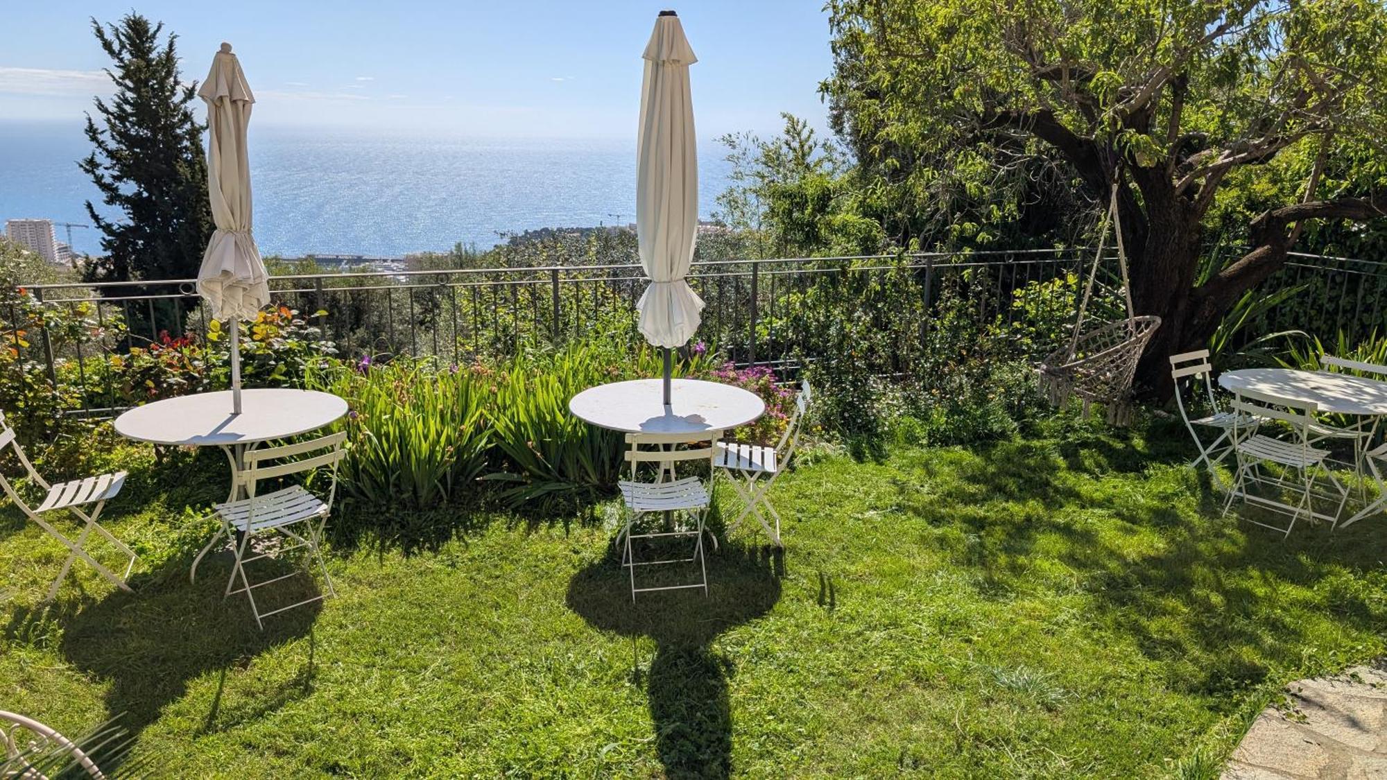 Le Mas D'Angeline, Vue Mer, Jardin Commun, Parking, Voiture Requise, 10 Min En Voiture De Monaco, Route Etroite, Pente Raide, Croisement Limite, Sea View, Shared Garden, Parking, Car Required, 10 Min Drive From Monaco, Narrow Steep Road, Limited Pass Beausoleil Dış mekan fotoğraf